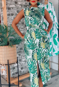 EFH QUEEN FLORAL SHIFT DRESS